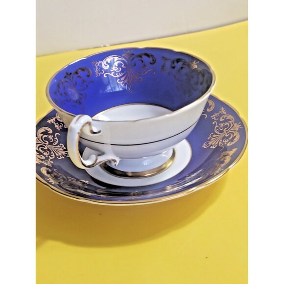 Vintage Paragon Bone China Cobalt Wide Mouth Teacup and Saucer Floral England - Picture 5 of 12